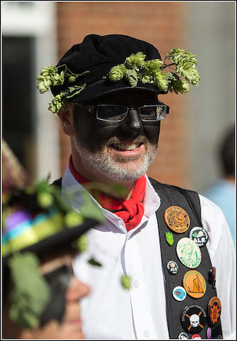 Man dressed up for Faversham hop festival