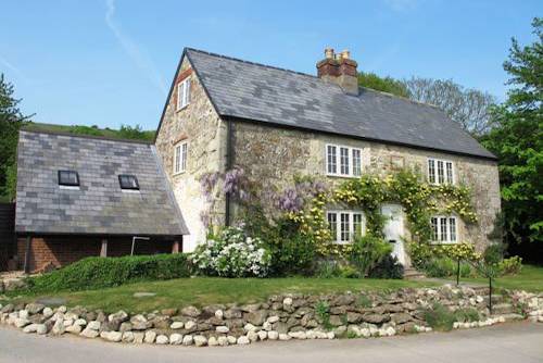 The Isle of Wight Garlic Farm Holiday Cottages