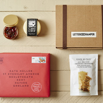 luxury cheese and biscuits hamper